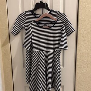 2 Old Navy Navy and White Striped Kids Dress